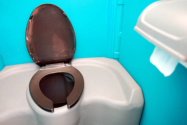 Best Luxury portable toilet rental  in Tualatin, OR